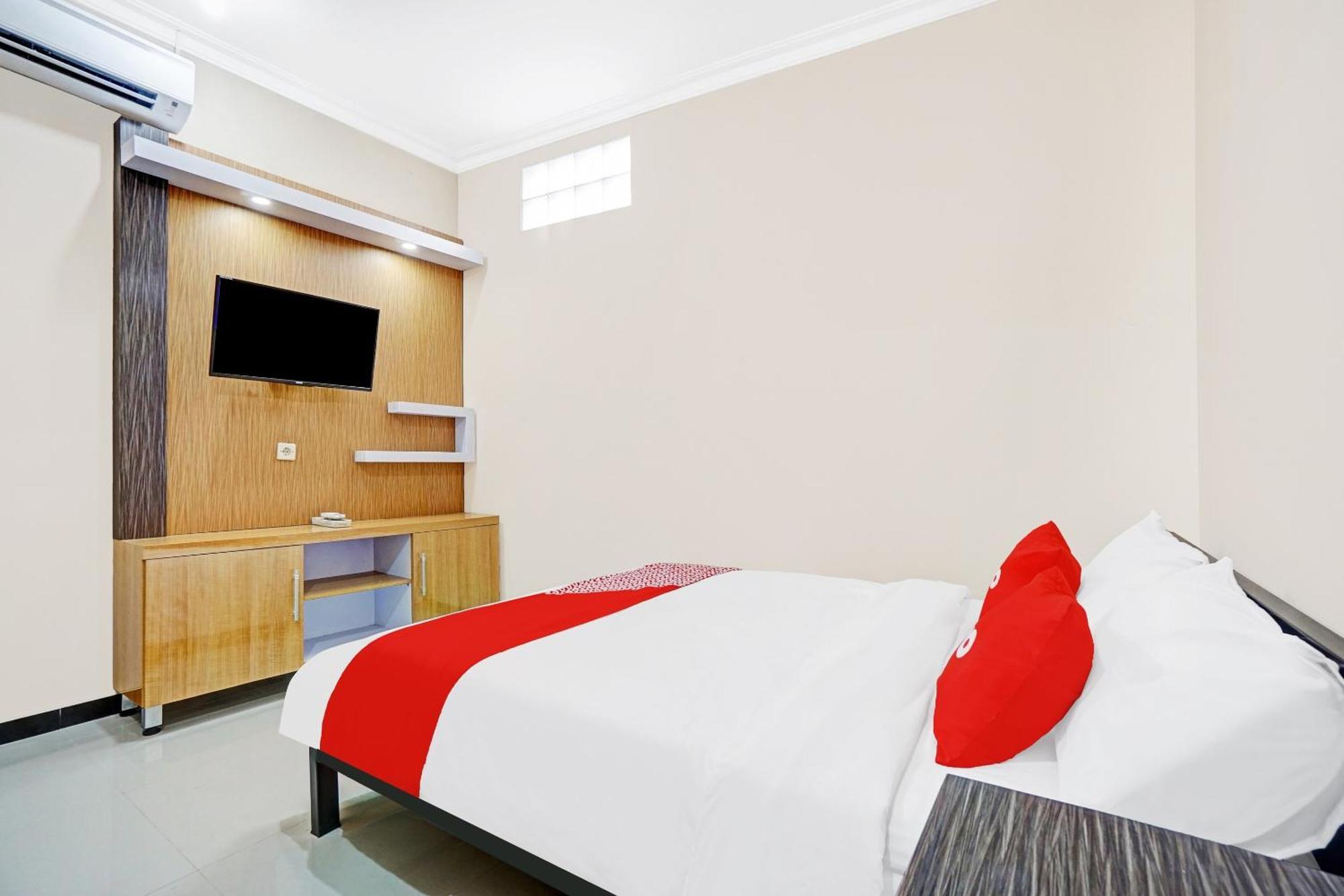 Avisha Guest House Syariah Malang Bagian luar foto