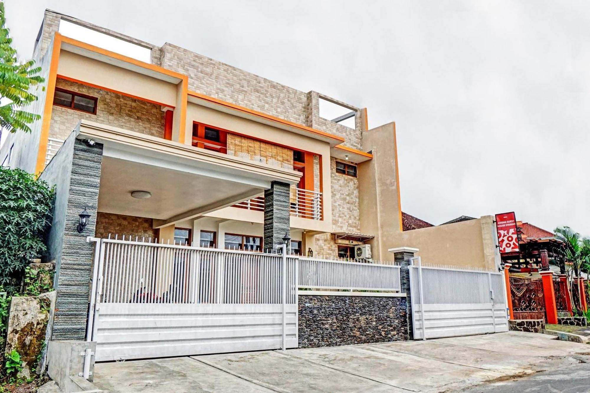 Avisha Guest House Syariah Malang Bagian luar foto